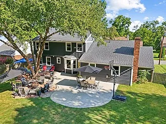 5 bed, 2532 sqft, $5,000 — Photo 3