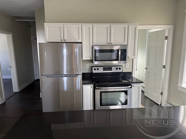 51 Arlington St #3 — Photo 8