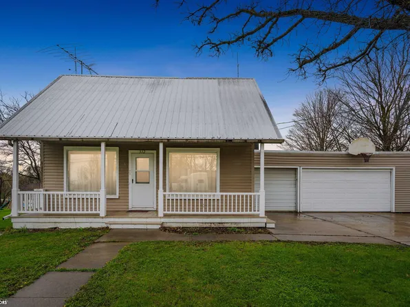 312 W 1st St, Gladbrook, IA 50635