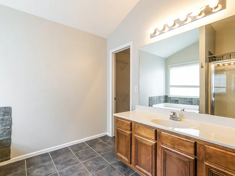 6522 Grand Hickory Dr — Photo 13