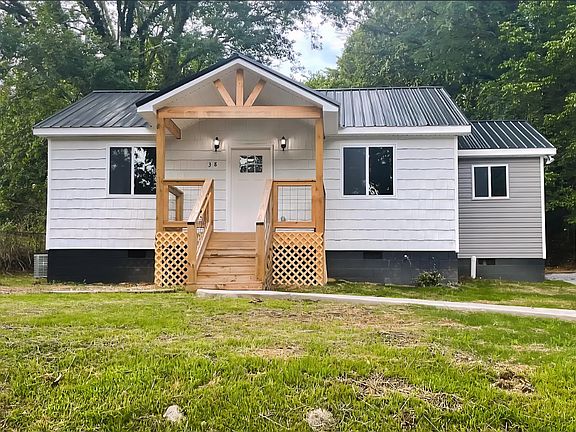 3rd image of 38 Agnes Ave