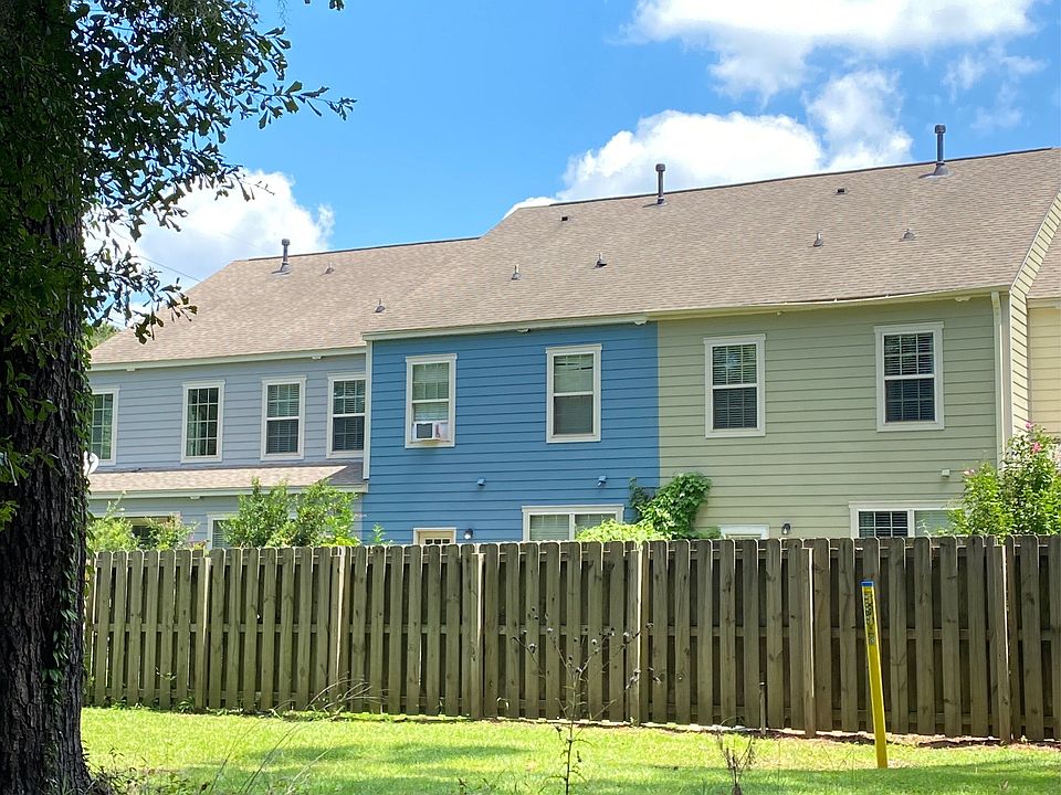 2nd image of 855 Bibury Ct