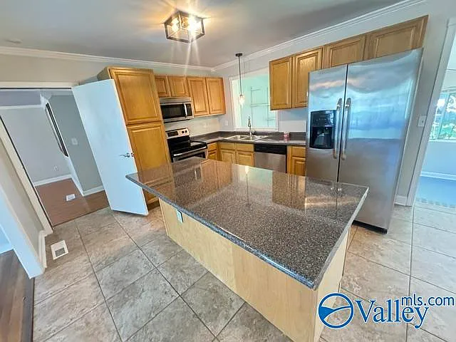 412 Ewing St NW — Photo 8