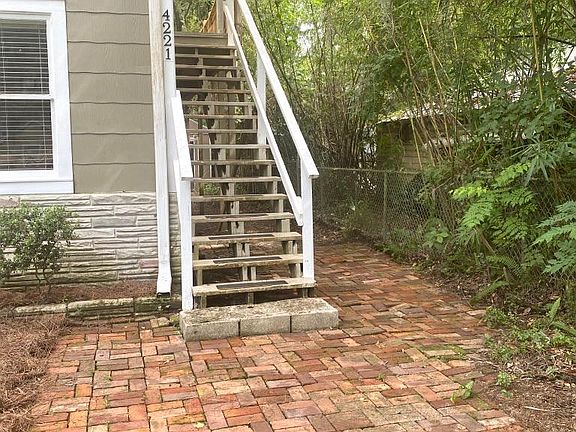 3rd image of 4221 Longfellow St