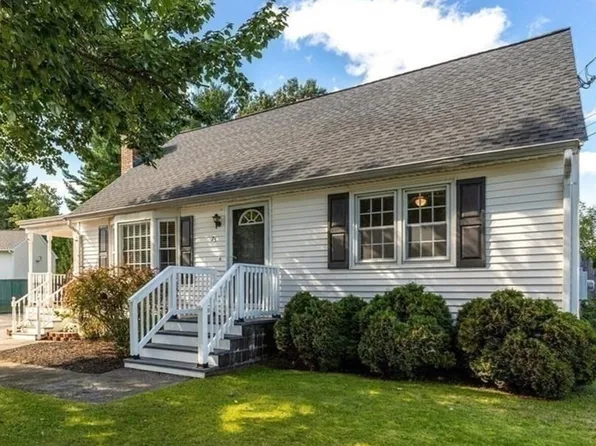 75 Kenwood Rd, Dracut, MA 01826