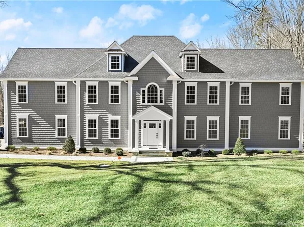 78 Old Tree Farm Lane, Trumbull, CT 06611