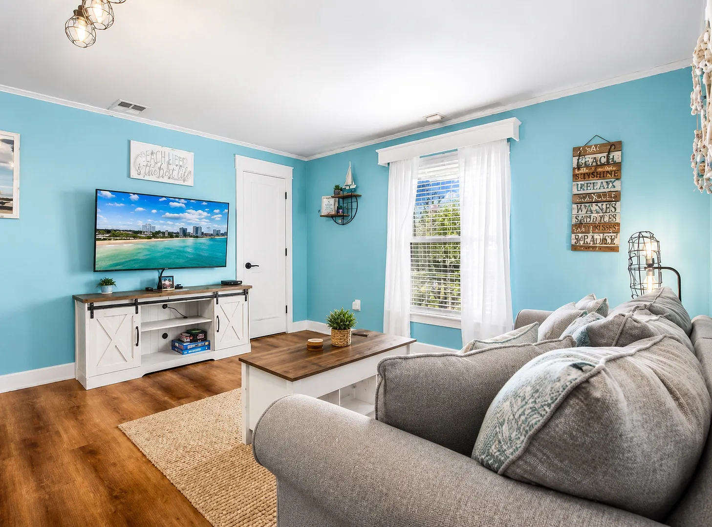 1 bed, 377 sqft, $1,350 — Photo 1