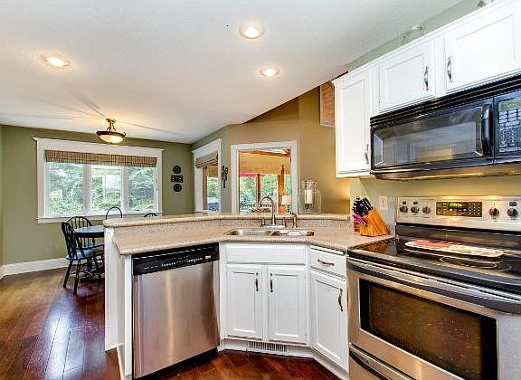 4th image of 1500 Pheasant Hills Dr