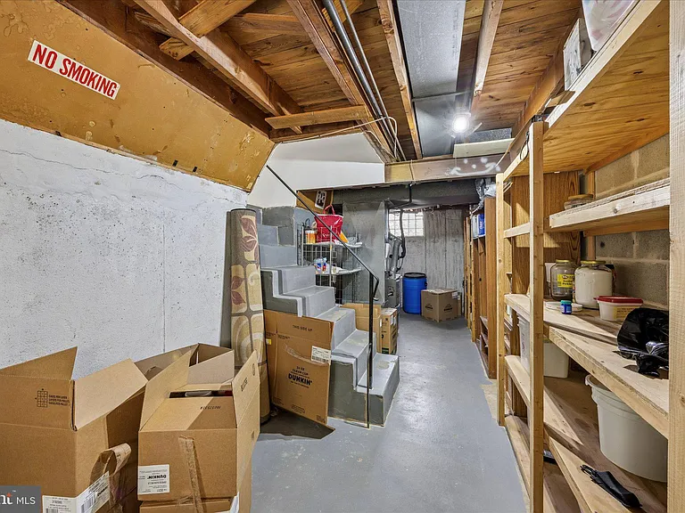 805 Selma St — Photo 24