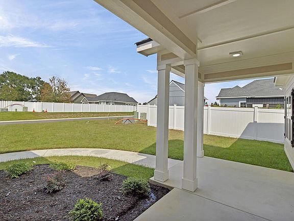 4th image of 3 Quail Ct SE
