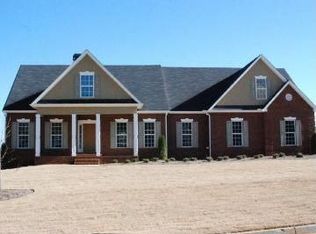 520 Bethelview Dr, Hampton, GA 30228