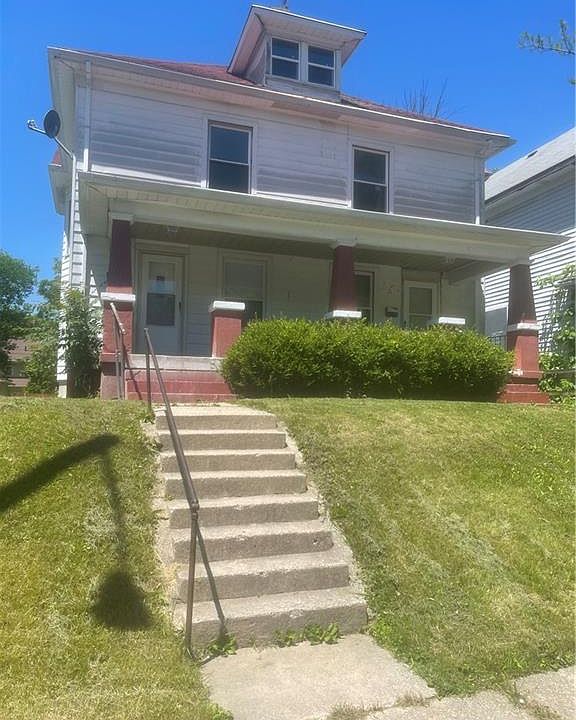 1st image of 117 Wroe Ave #119