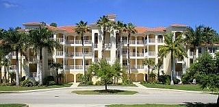 1st image of 4833 Hampshire Ct APT 204