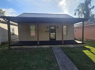 520 S 10th St, Ironton, OH 45638