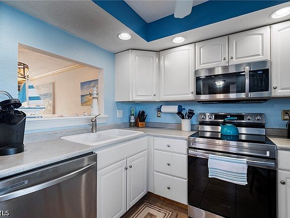 4th image of 1700 Pine Valley Dr APT 208