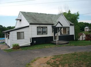 125 Walker Rd, Follansbee, WV 26037