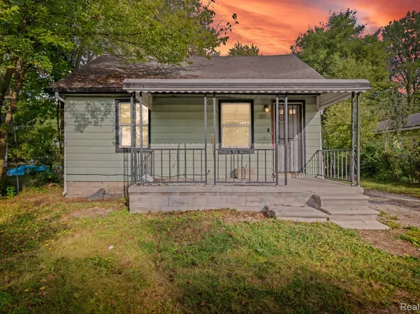 790 Parkwood Ave, Pontiac, MI 48340