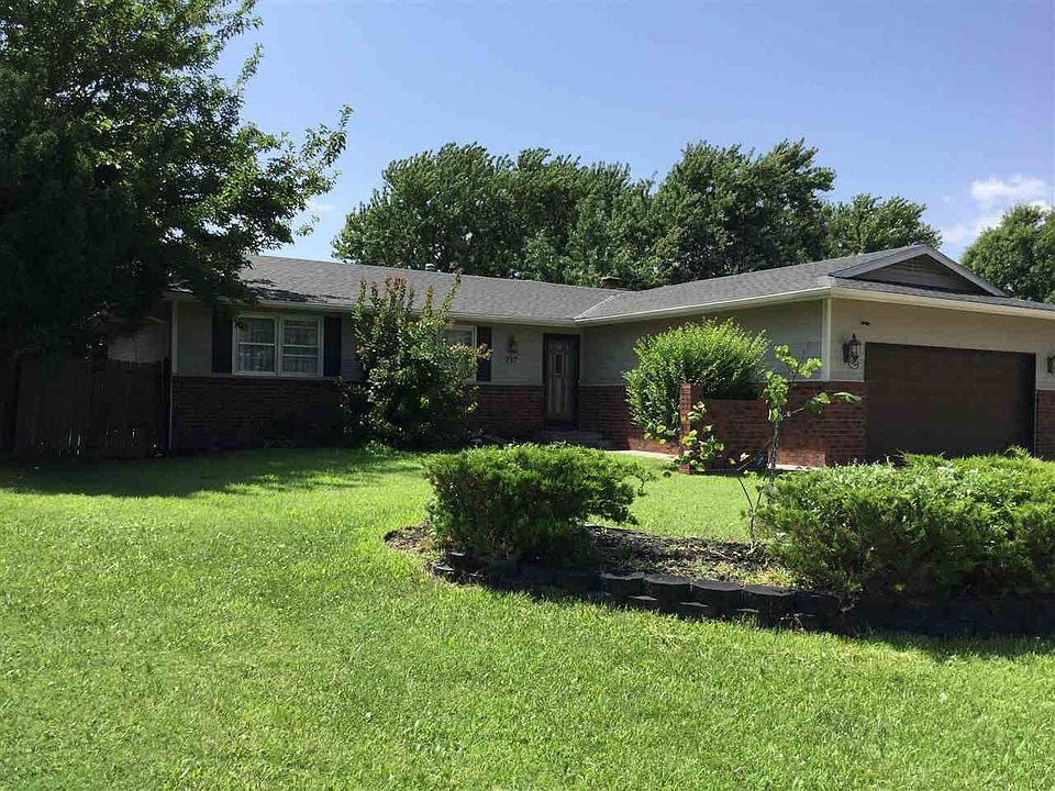 Large in size Solid wood floor