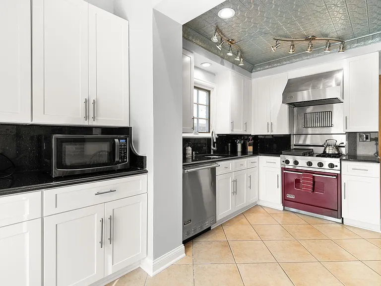 3420 Patterson St NW — Photo 16