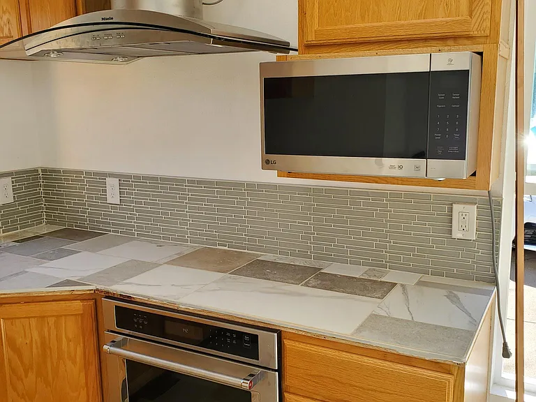 2095 Paralta Ave — Photo 10