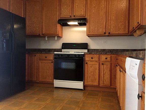 2nd image of 1148 N Claremont Dr #1148