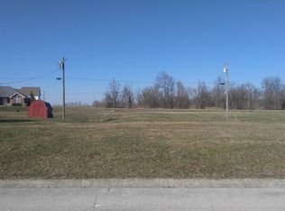 405 E Maple St, Bainbridge, IN 46105