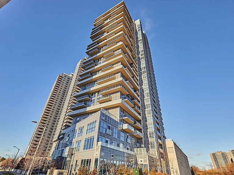 225 Village Green Sq #1804 — Photo 1