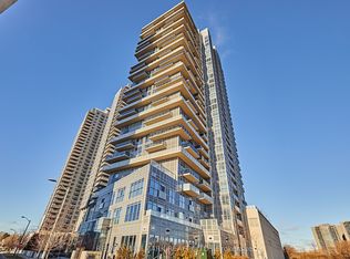 225 Village Green Sq #1804, Toronto, ON M1S 0N4