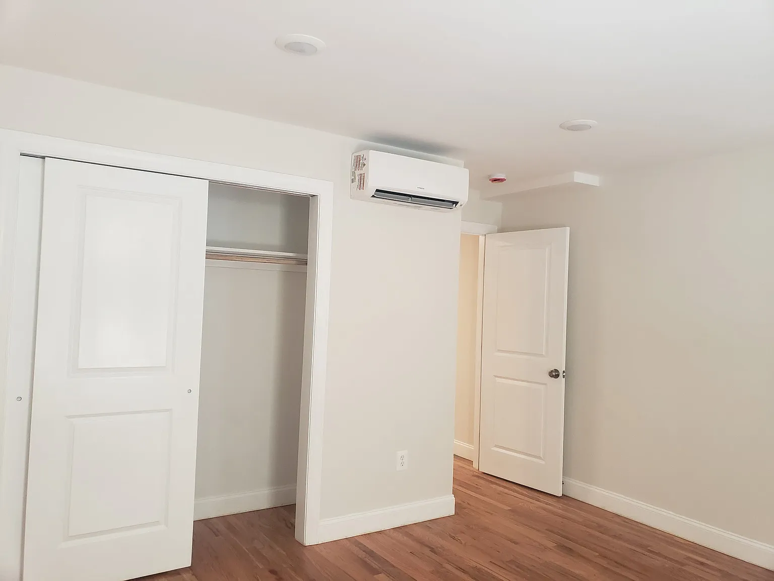 1 bed, $1,750 — Photo 4