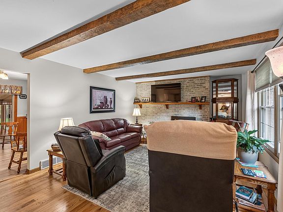3rd image of 4328 Pennington LANE