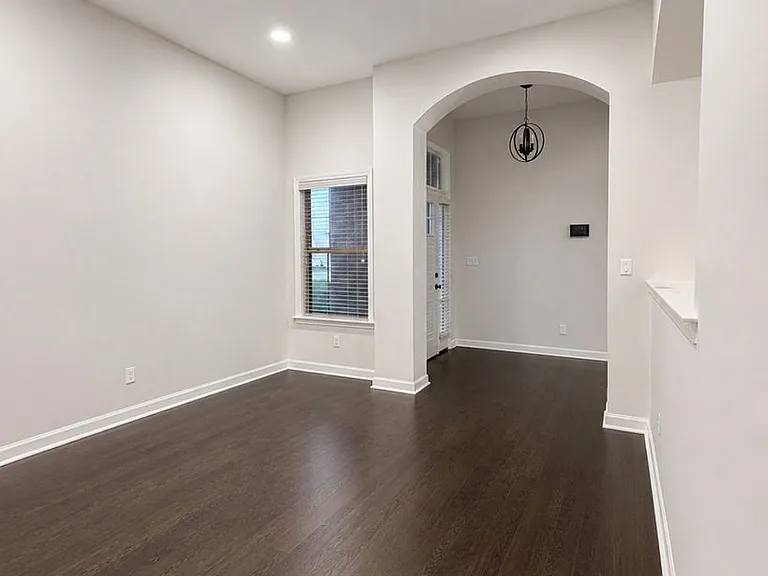 705 Evanwood Dr — Photo 40