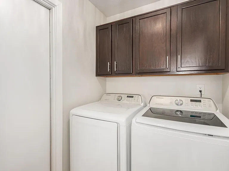 6326 E Carolina Dr — Photo 7