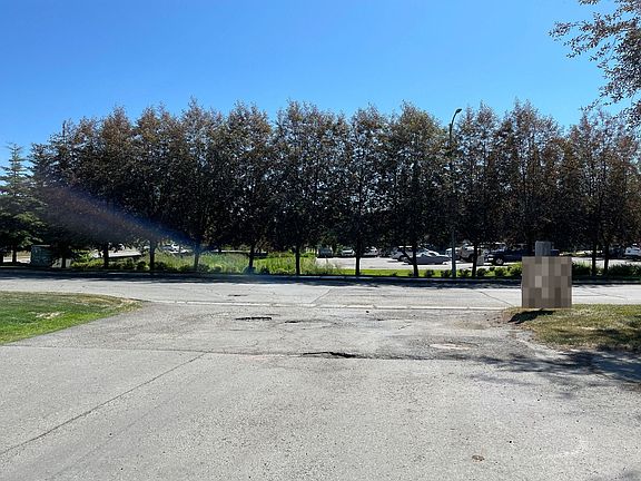 4th image of 2400 Sentry Dr APT 1206