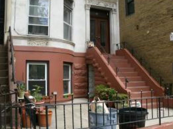 2nd image of 43 Hawthorne St