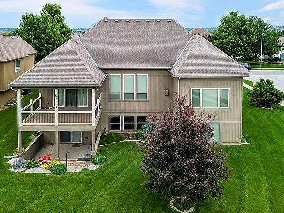 4th image of 1422 Brompton Ln