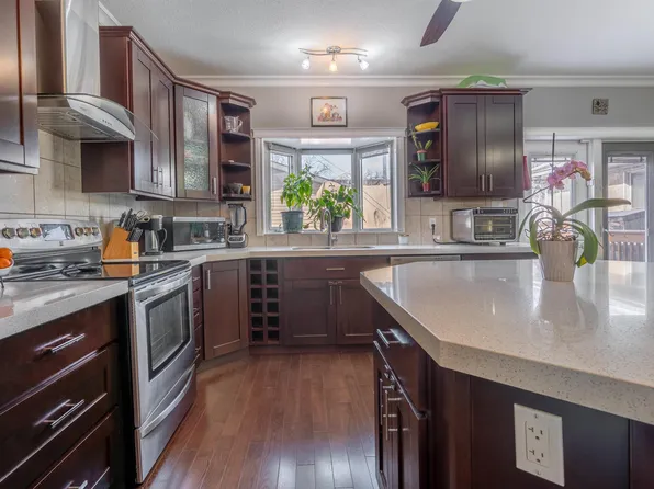 12846 122nd St NW, Edmonton, AB T5L 0E5