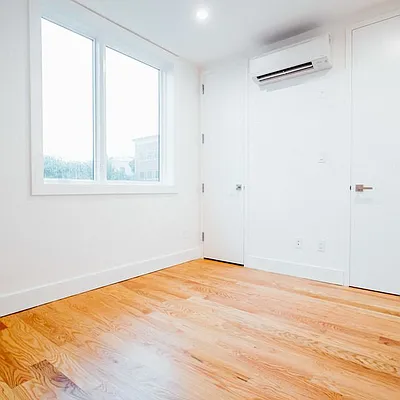 Rented by Nooklyn NYC LLC | media 97