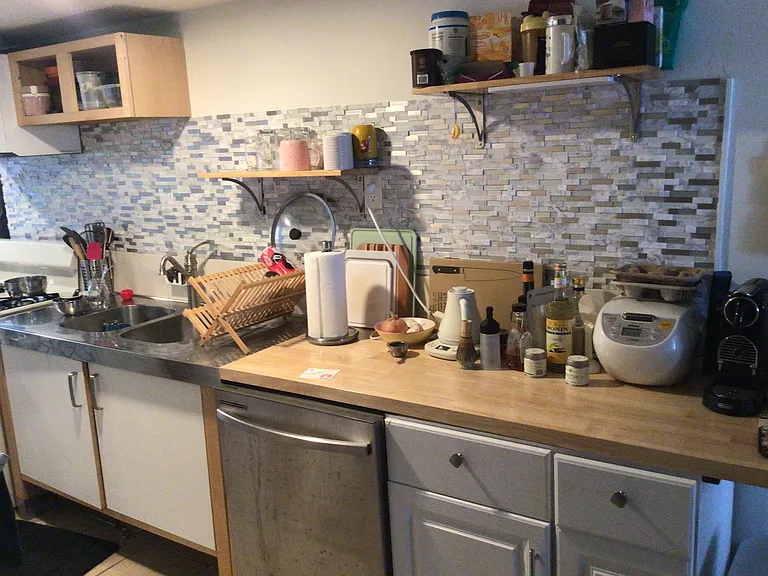 425 35th Pl #A — Photo 7