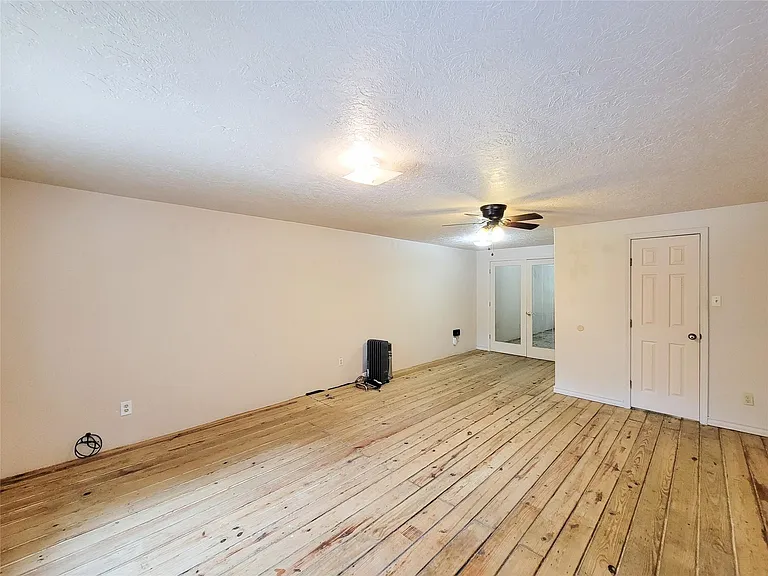13200 Young Ln — Photo 12