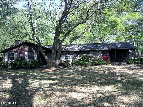 3rd image of 1002 Lake N Shore Dr