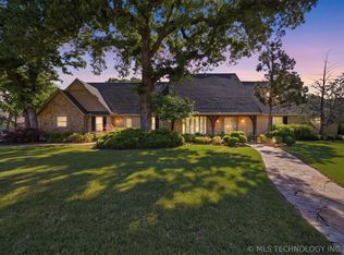 9905 S Maplewood Ave, Tulsa, OK 74137