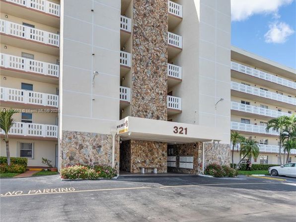 321 SE 3rd St APT 502