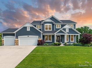 12150 Apple Cart Ln, Lowell, MI 49331