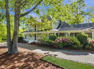 2445 Nuckolls Rd, Cumming, GA 30041