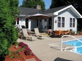 102 Cherry Tree Ln, La Porte, IN 46350