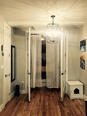 Rented by Zeetex Realty Corp | media 4