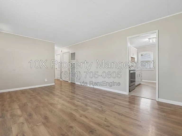 4493 Saint Ann Ln — Photo 10