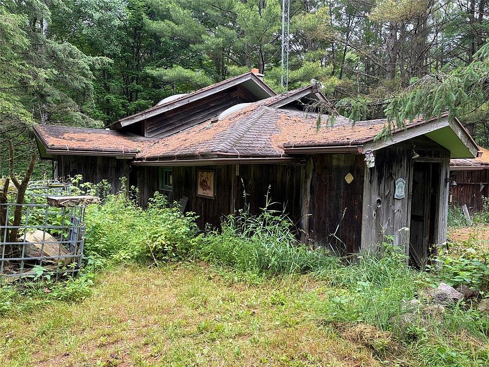 2nd image of W9978 153rd Road