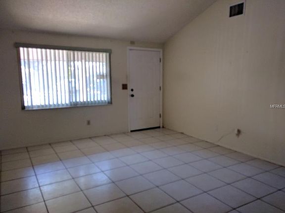 3rd image of 6715 Hidden Hills Ct