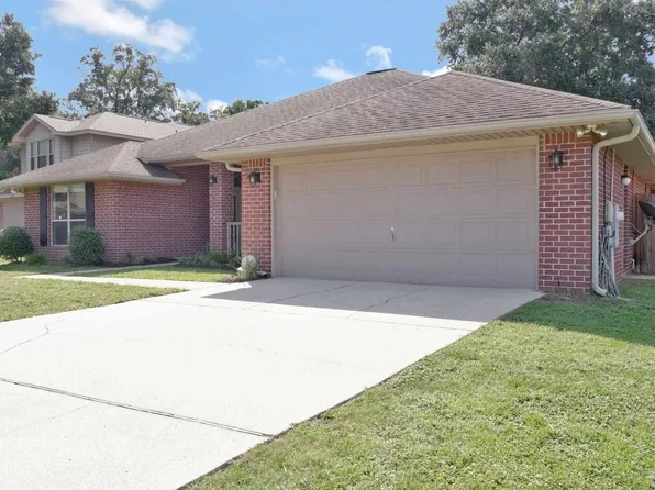 1921 University St, Pensacola, FL 32504